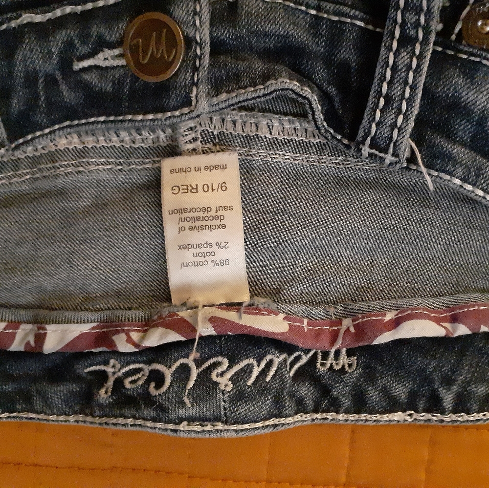 Maurice's capri jeans
